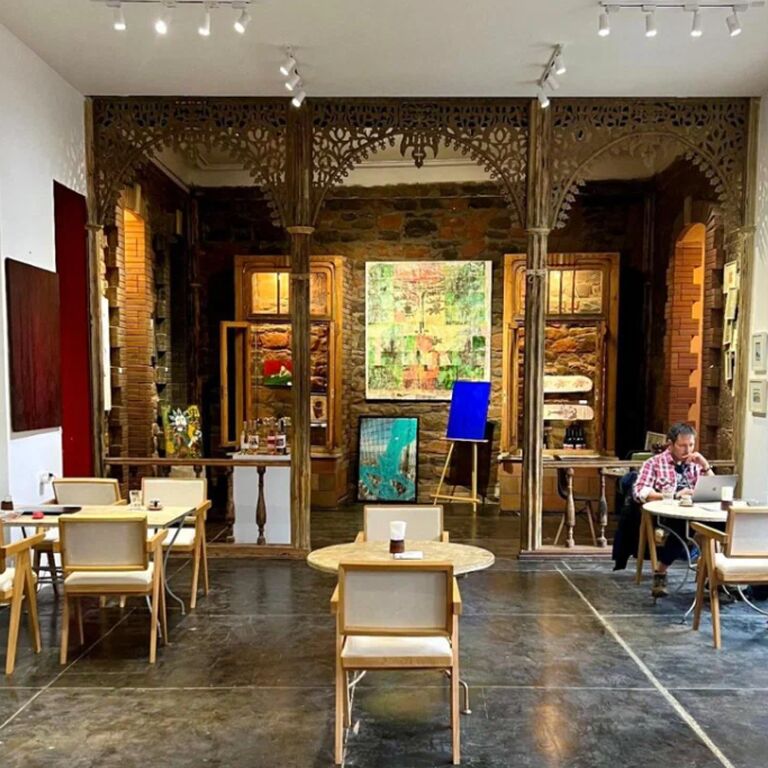A1 Art Space / Cafe'