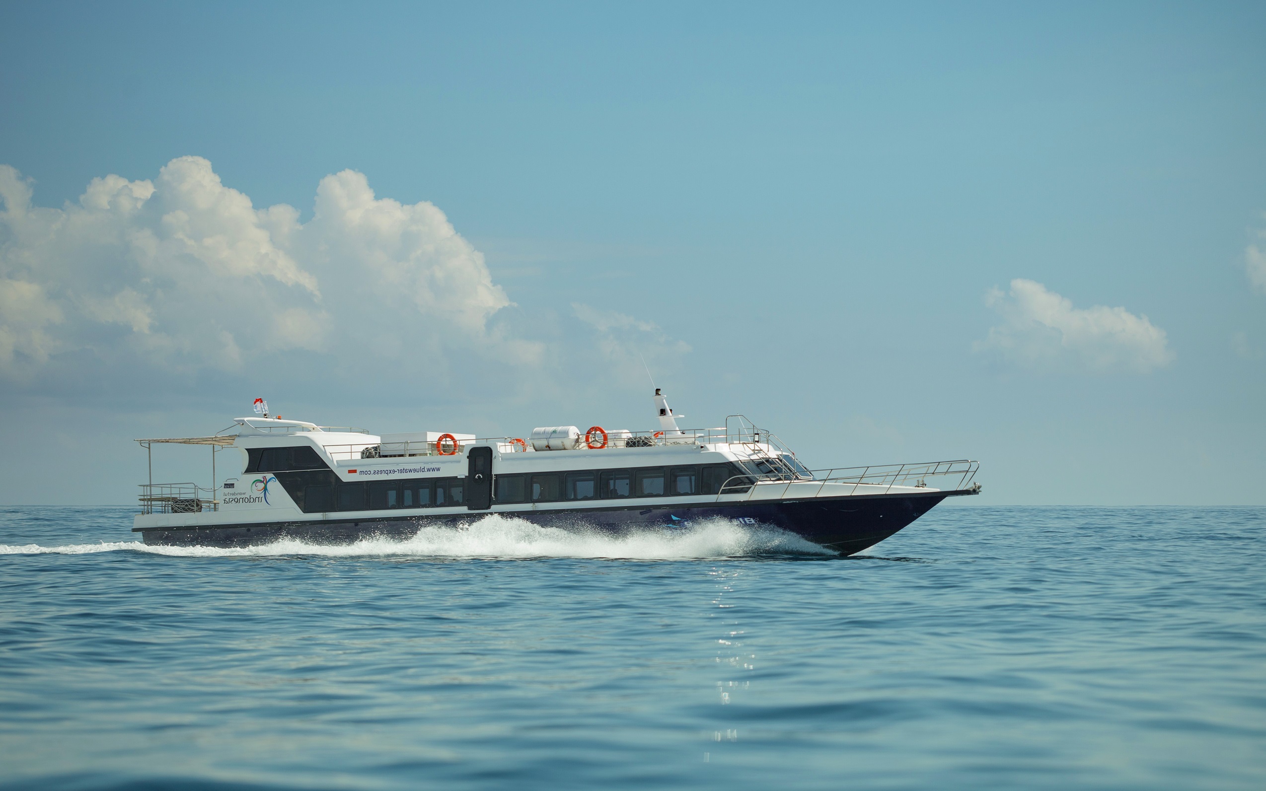 PT. BLUEWATER SAFARIS