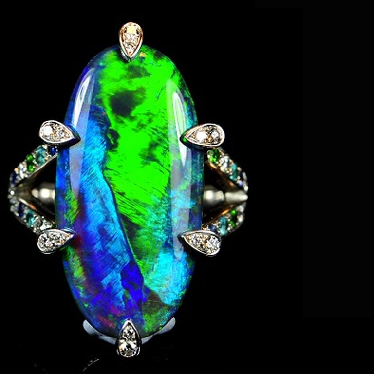 The National Opal Collection