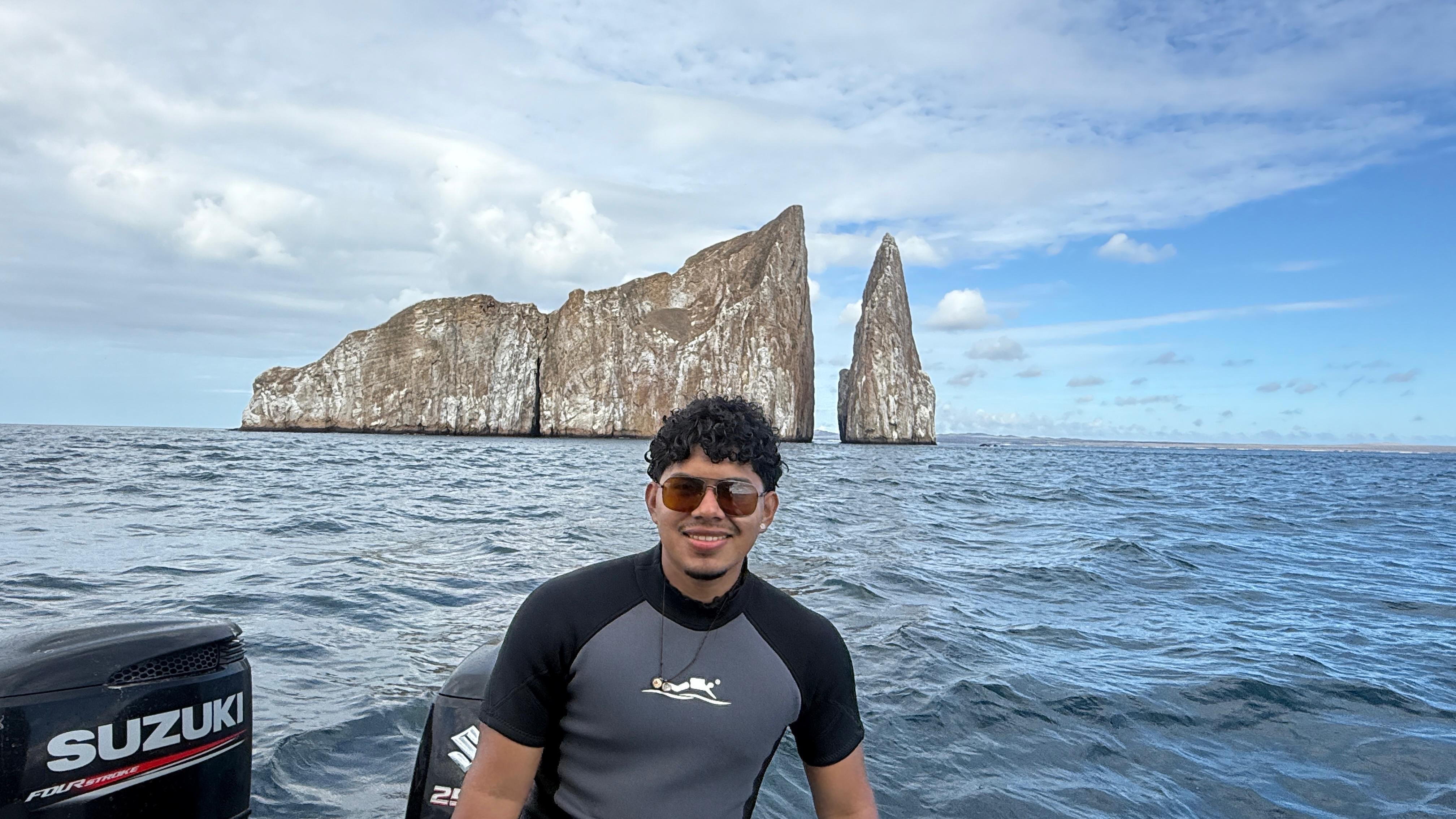 Agencia Pelican Tours Cia Ltda