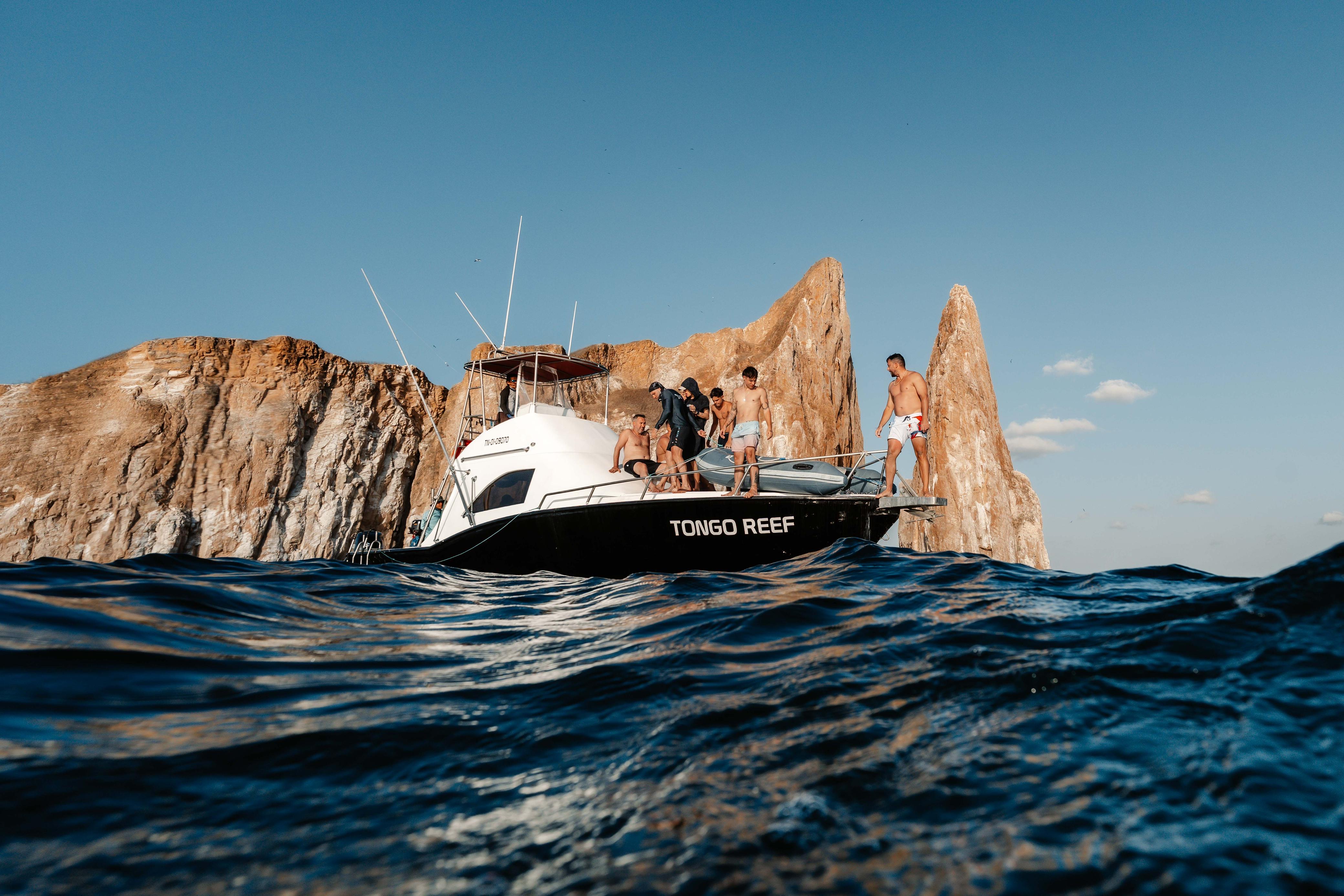 Agencia Pelican Tours Cia Ltda