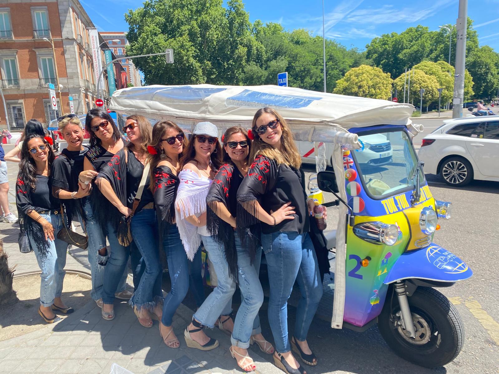 TUKTUK WORLD TOURS