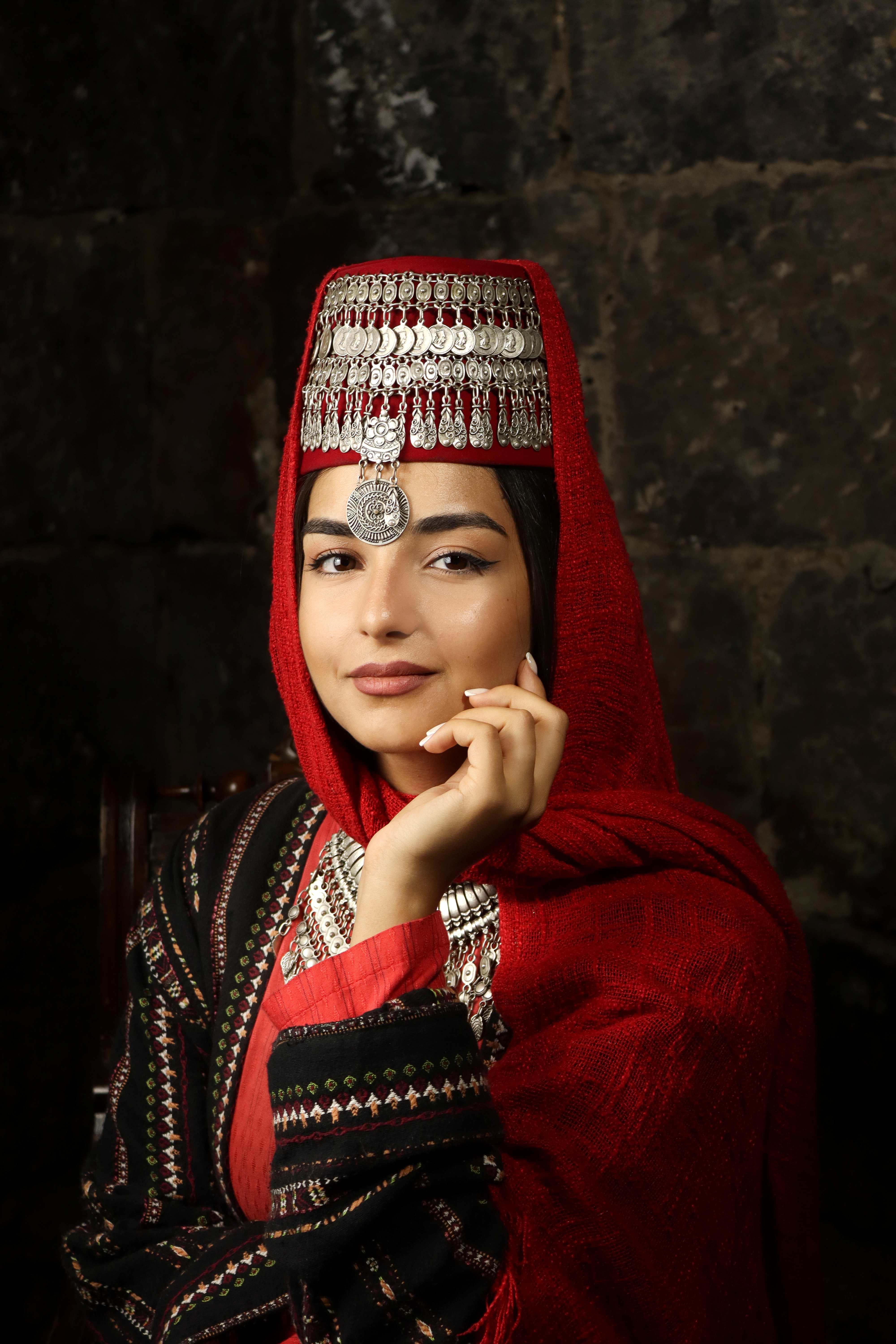 Zanan Cultural House