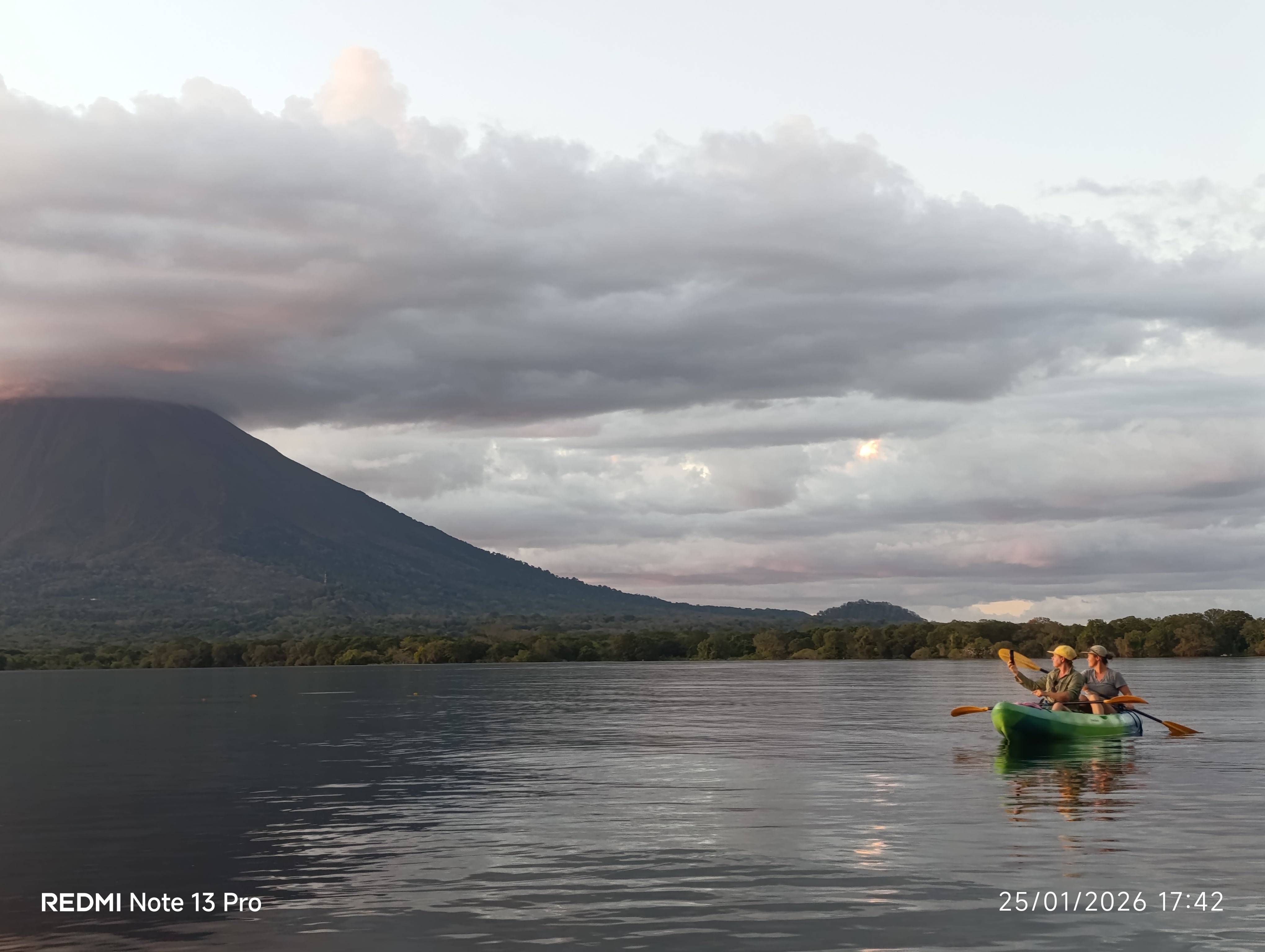 Kayak aquatic safary tour