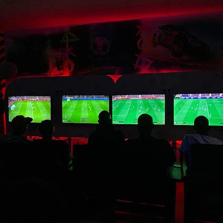 Icebox Gamers Station