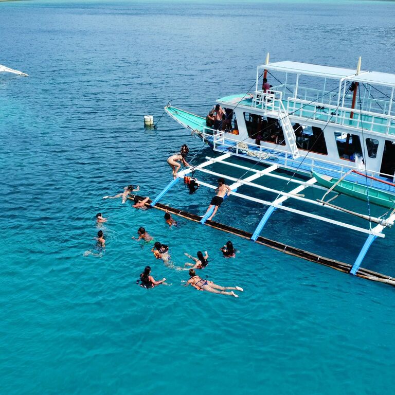 Sea Nomads Expeditions