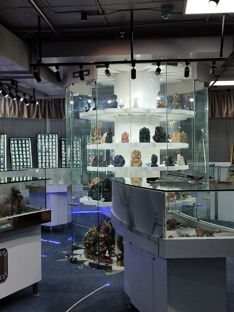 The Gem'Z Priceless by Nature