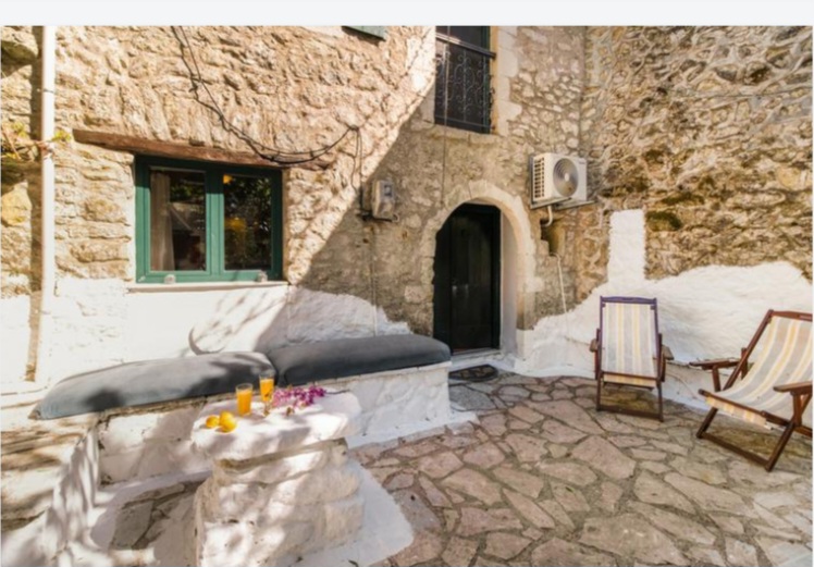 EllenTHouse Kolivata lefkada