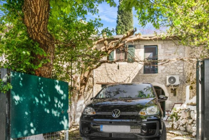 EllenTHouse Kolivata lefkada