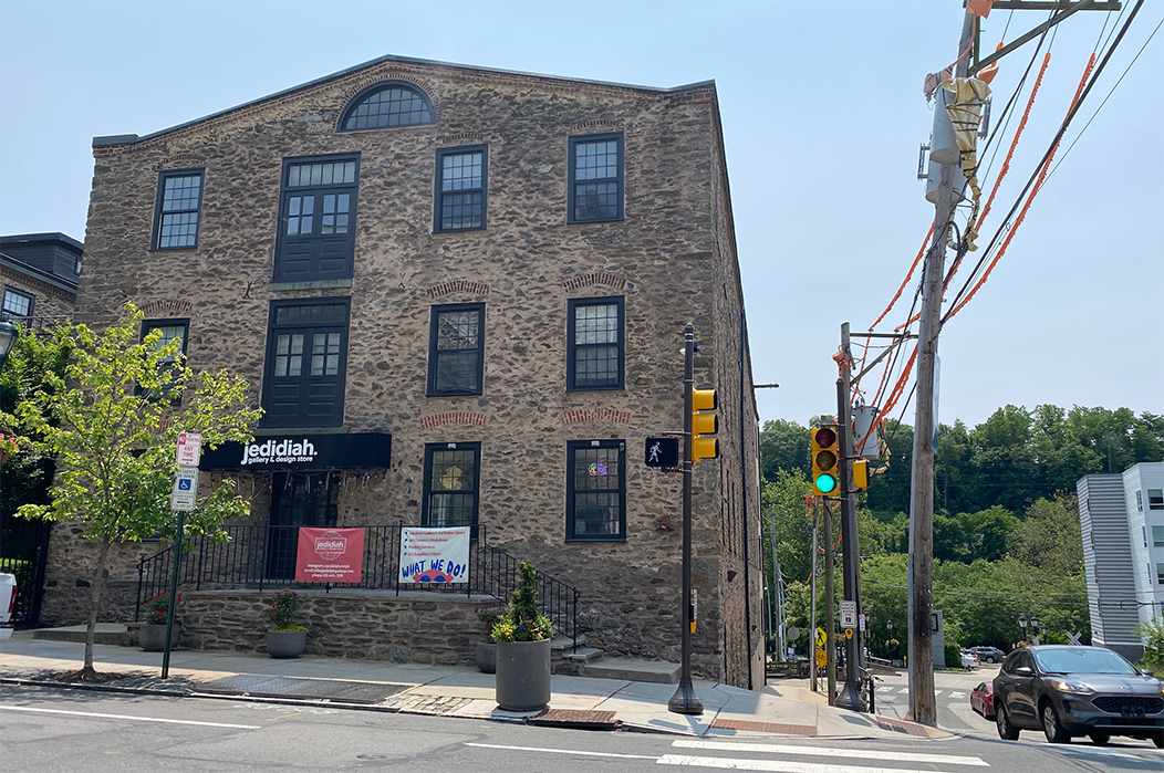 JedidiahGallery & DesignStore