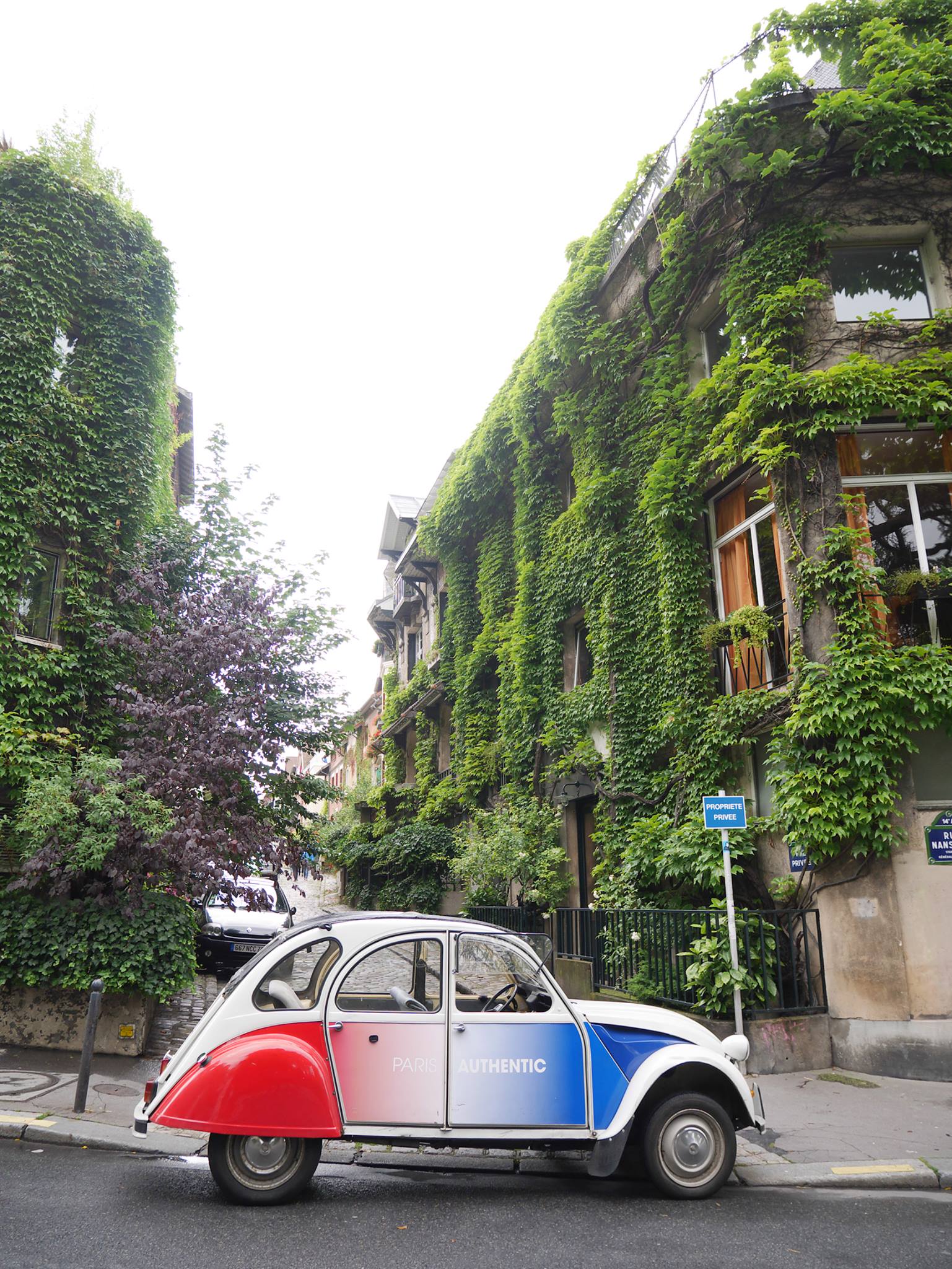 PARIS AUTHENTIC