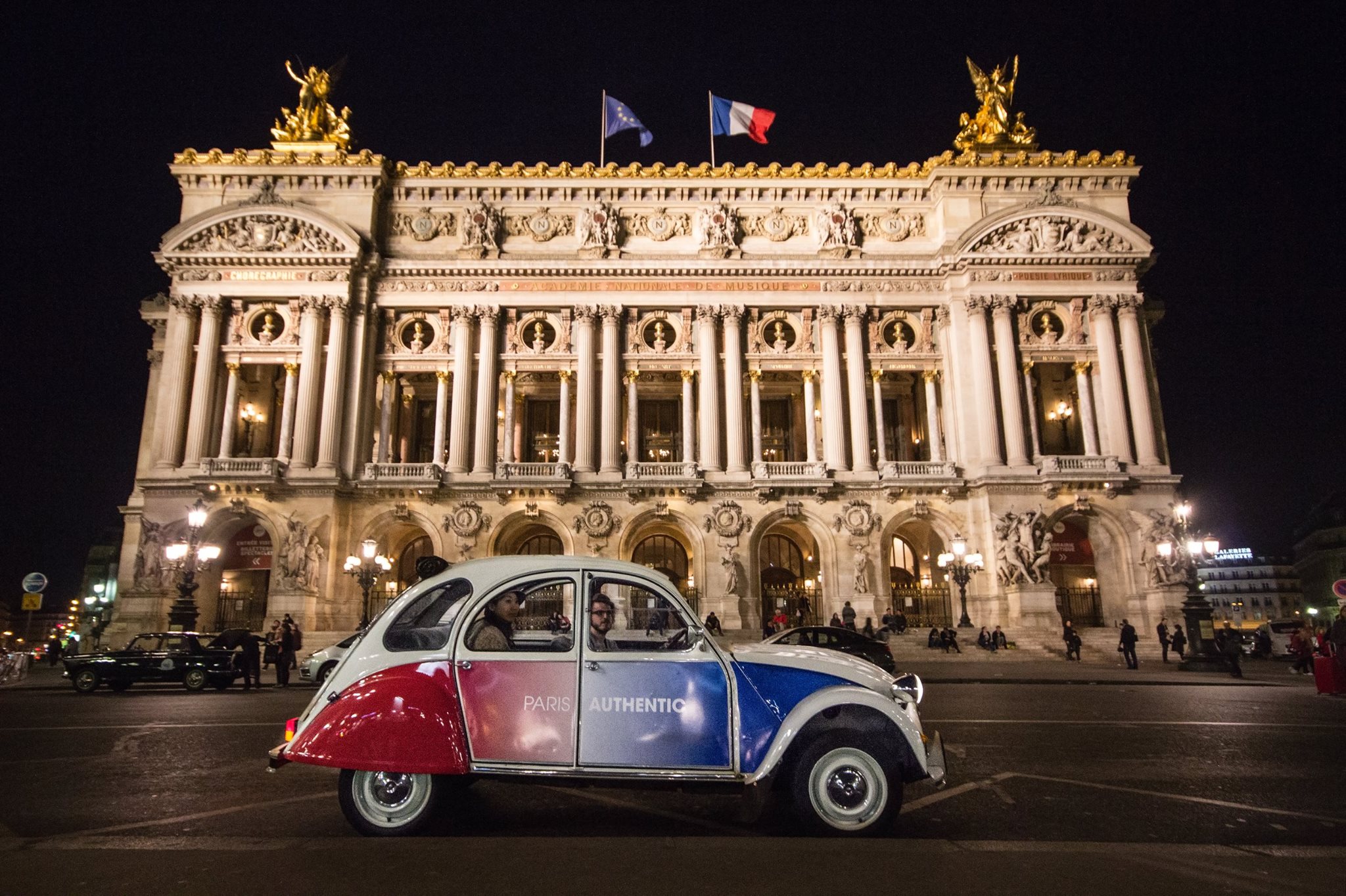 PARIS AUTHENTIC