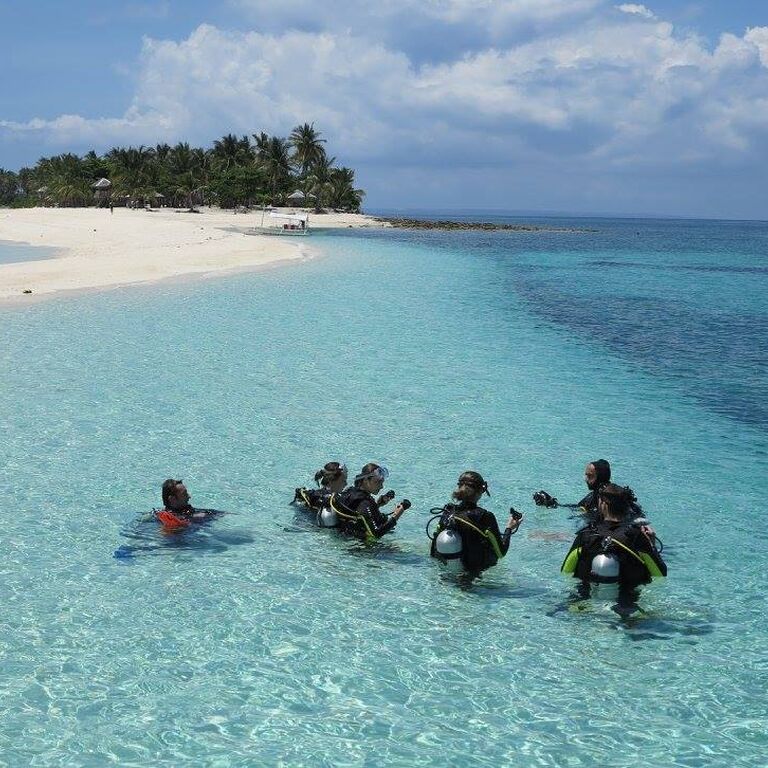 French Kiss Divers Malapascua