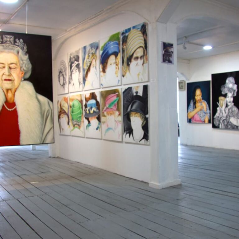 Reyna's Art Gallery and Cafe