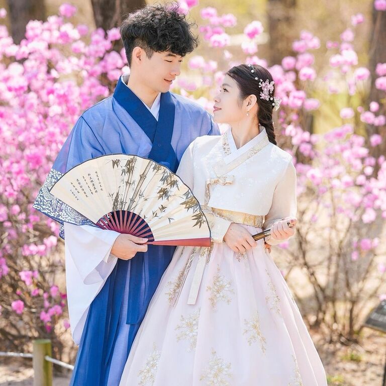 DoryeongAssi Hanbok Rental