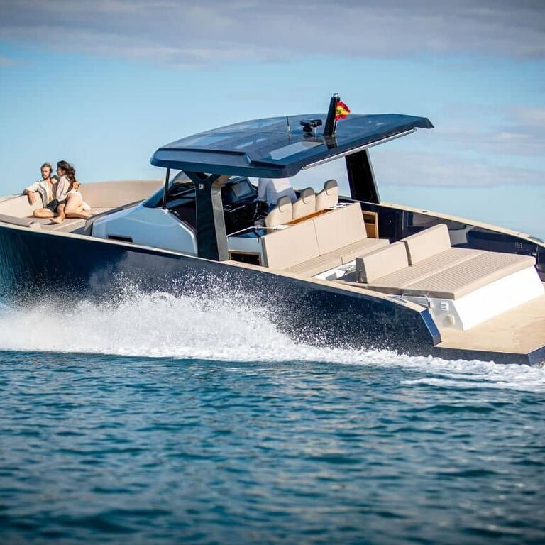 NOTOS MARE MARINE ADVENTURES