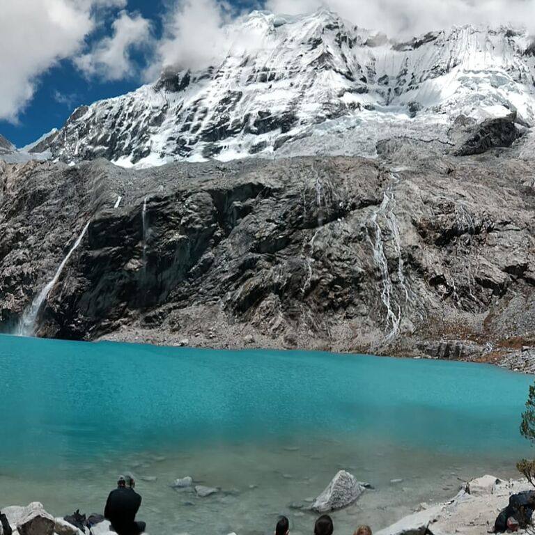 FIRST CLASS HUARAZ