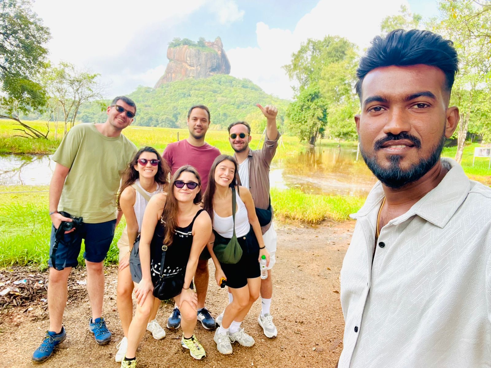 Tharindu Tours Sri Lanka