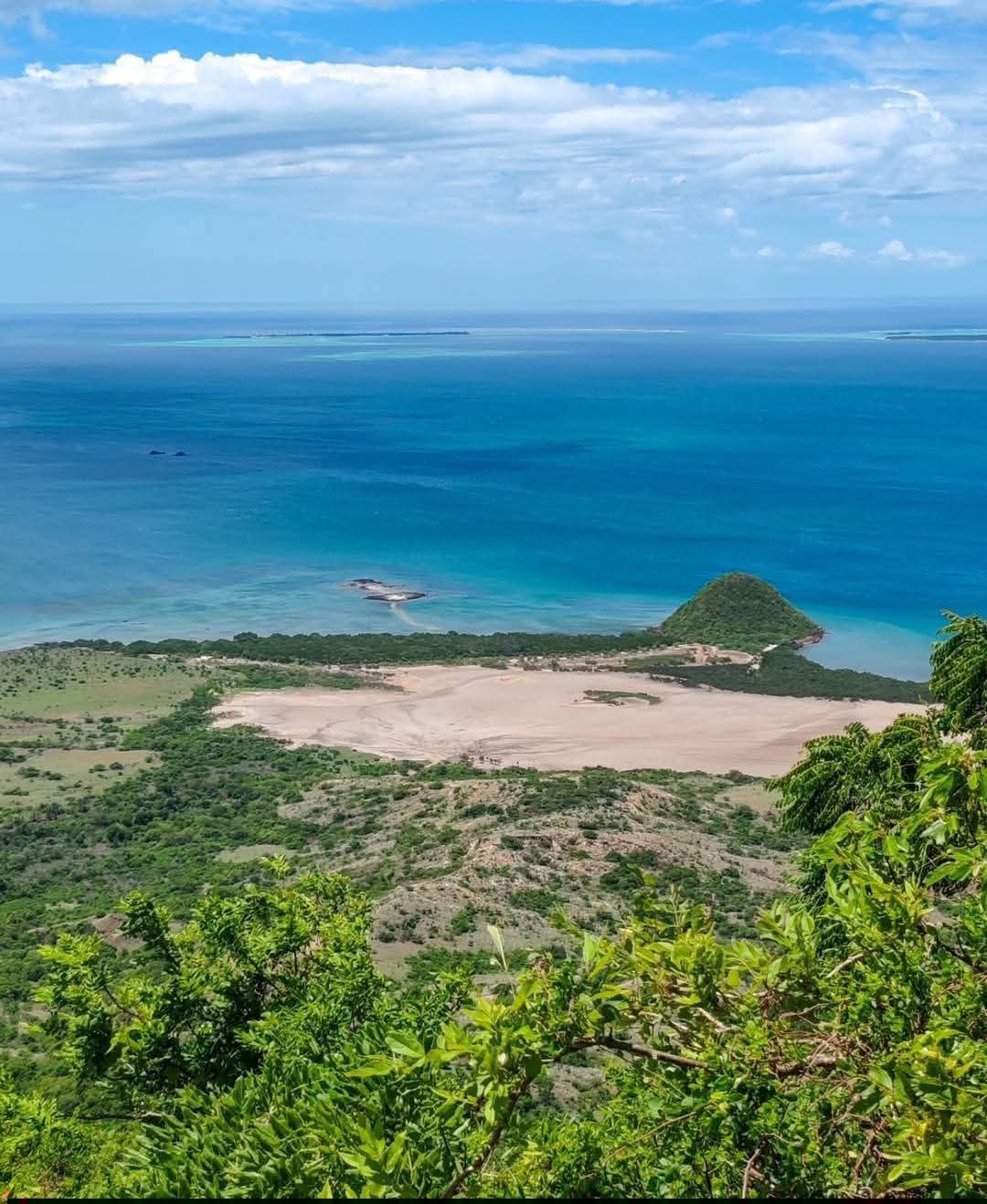 NORTH ZANATANY TOURS