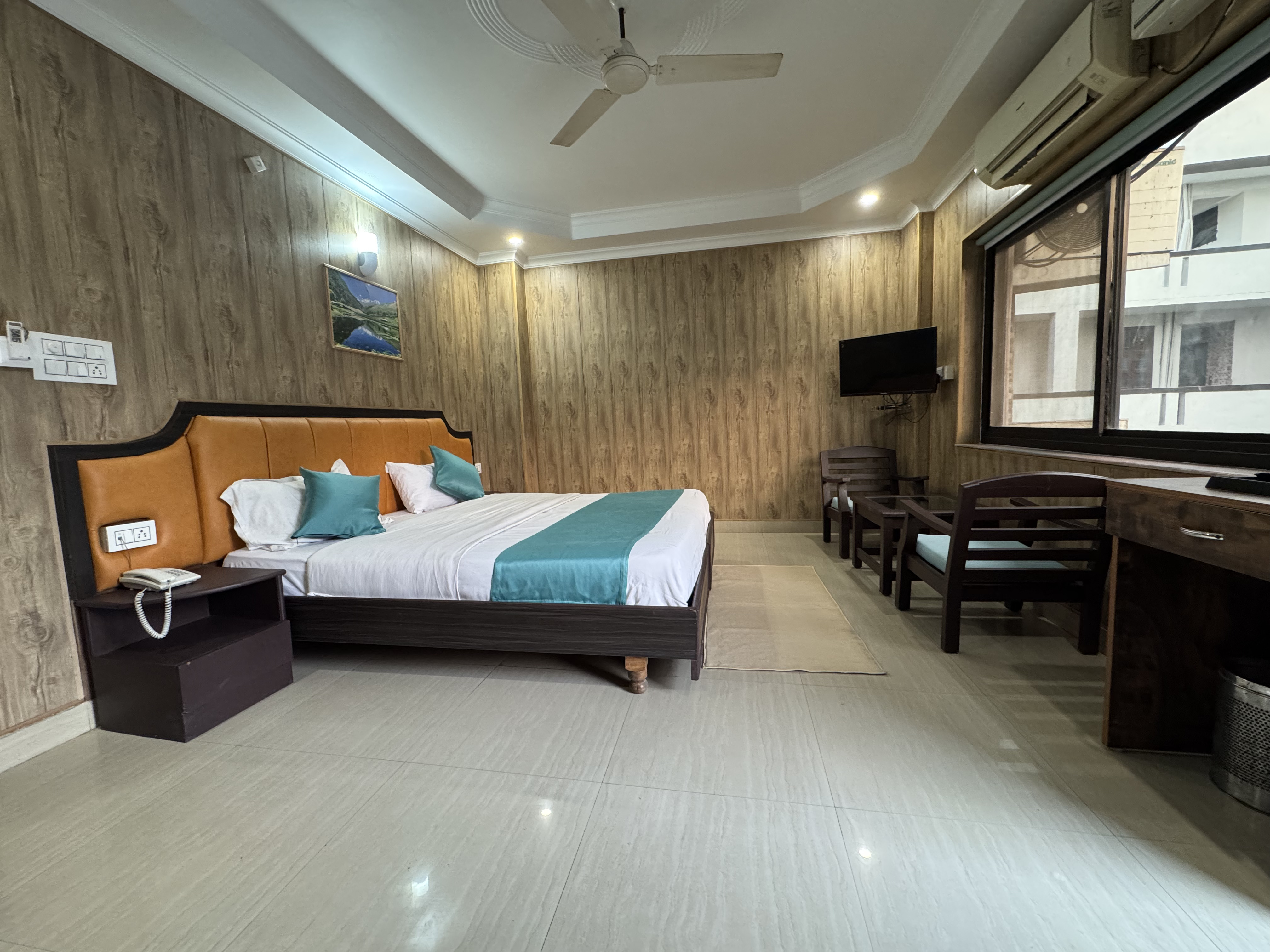 Hotel Leisure Palace Rishikesh