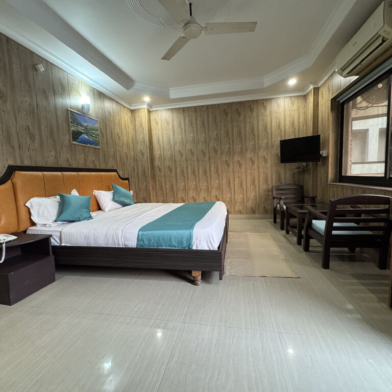 Hotel Leisure Palace Rishikesh