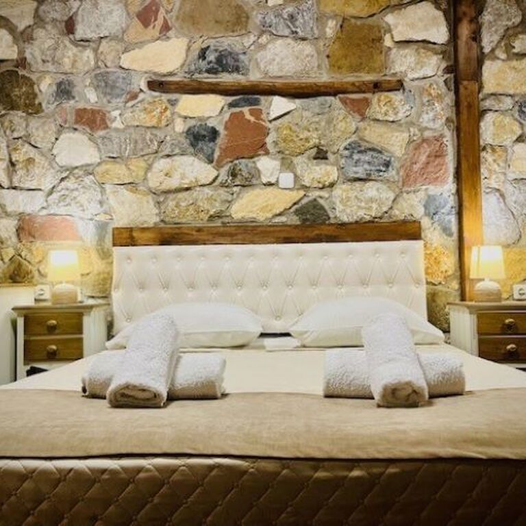 ATAVIROS HOTEL