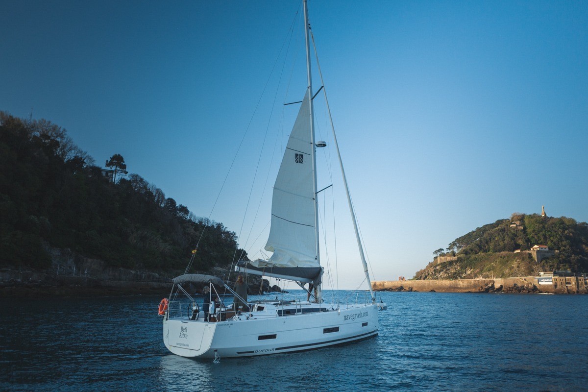 NAVEGAVELA