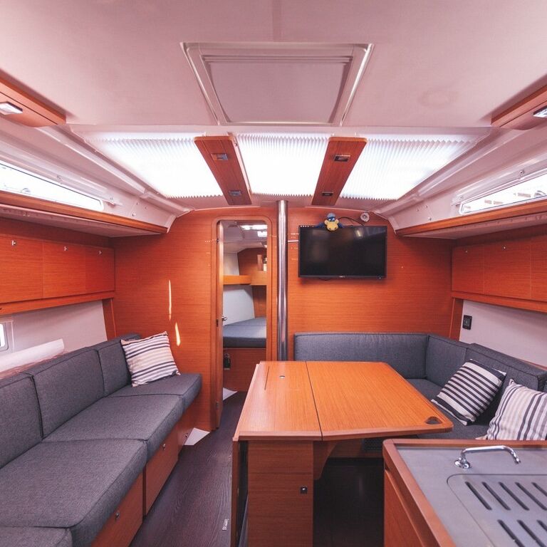 NAVEGAVELA