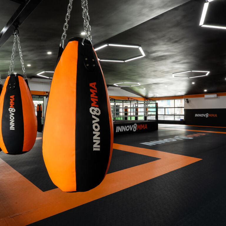 INNOV8 MMA