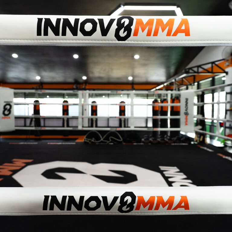 INNOV8 MMA