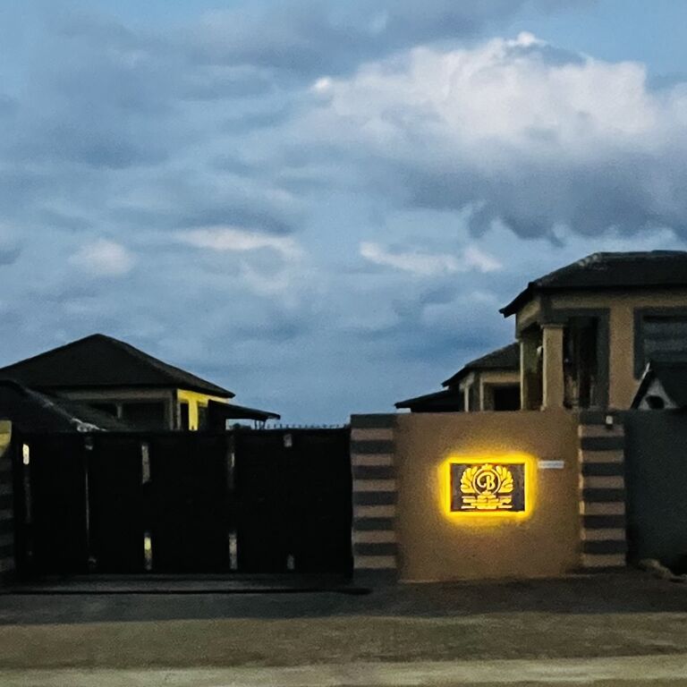 Bonita Place Guest Lodge