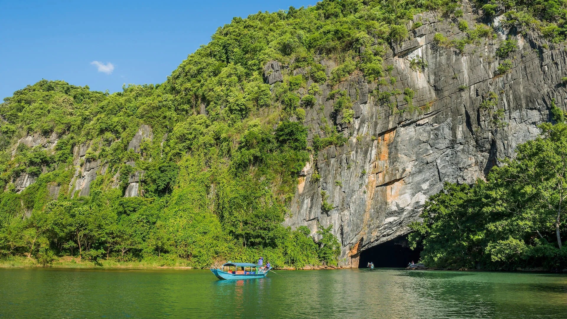 PHONGNHA DISCOVERY TOURS