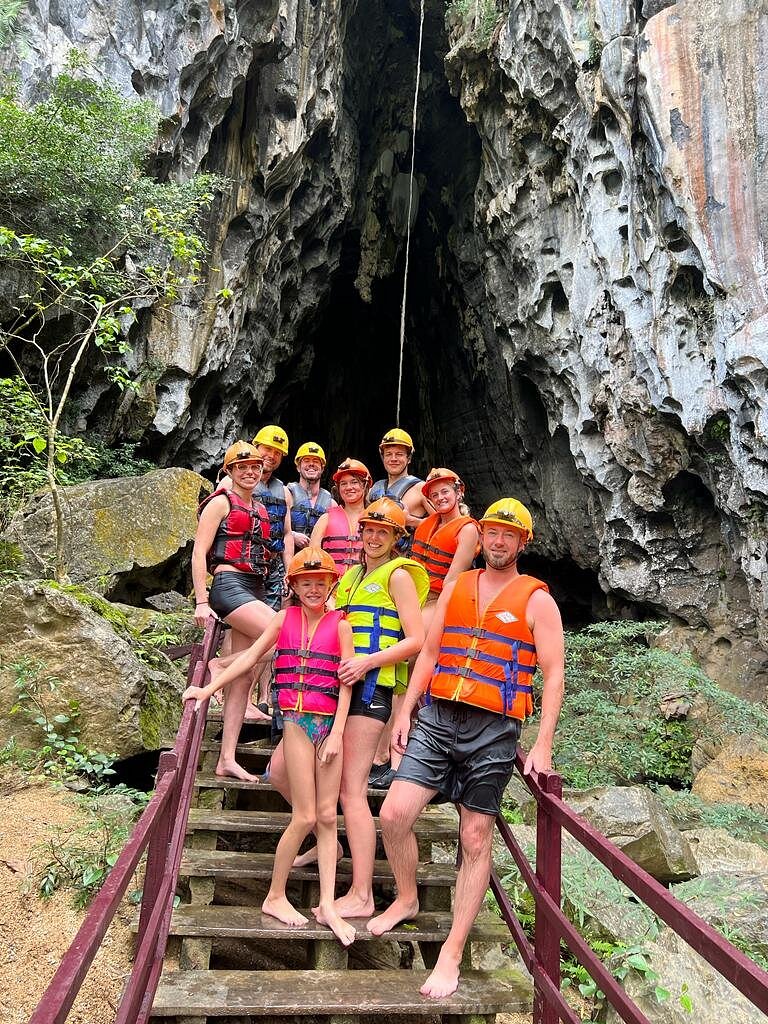 PHONGNHA DISCOVERY TOURS
