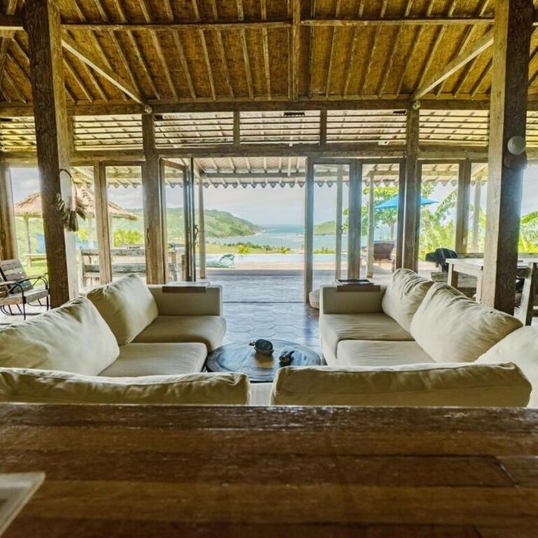 Villa Joglo Areguling