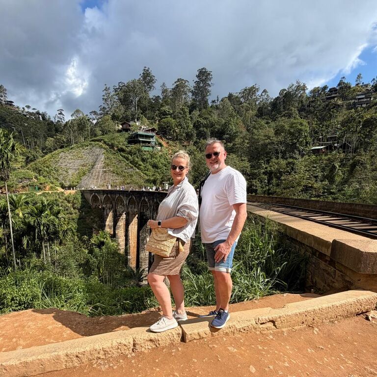Liogle Ceylon Tours