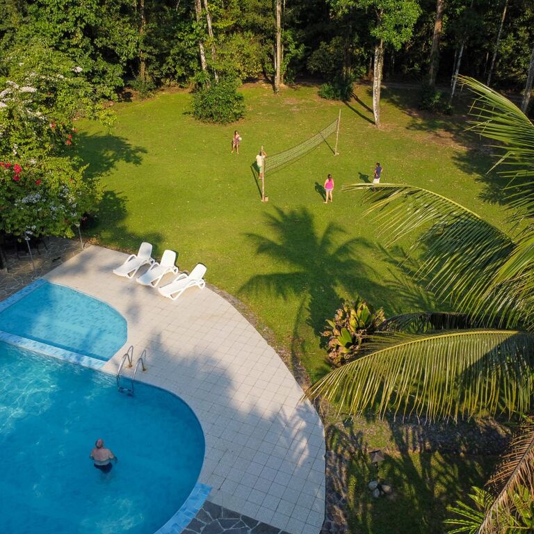 Hotel de selva EL PUENTE