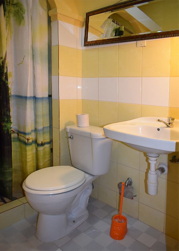 Yanara Fambyh Hostal