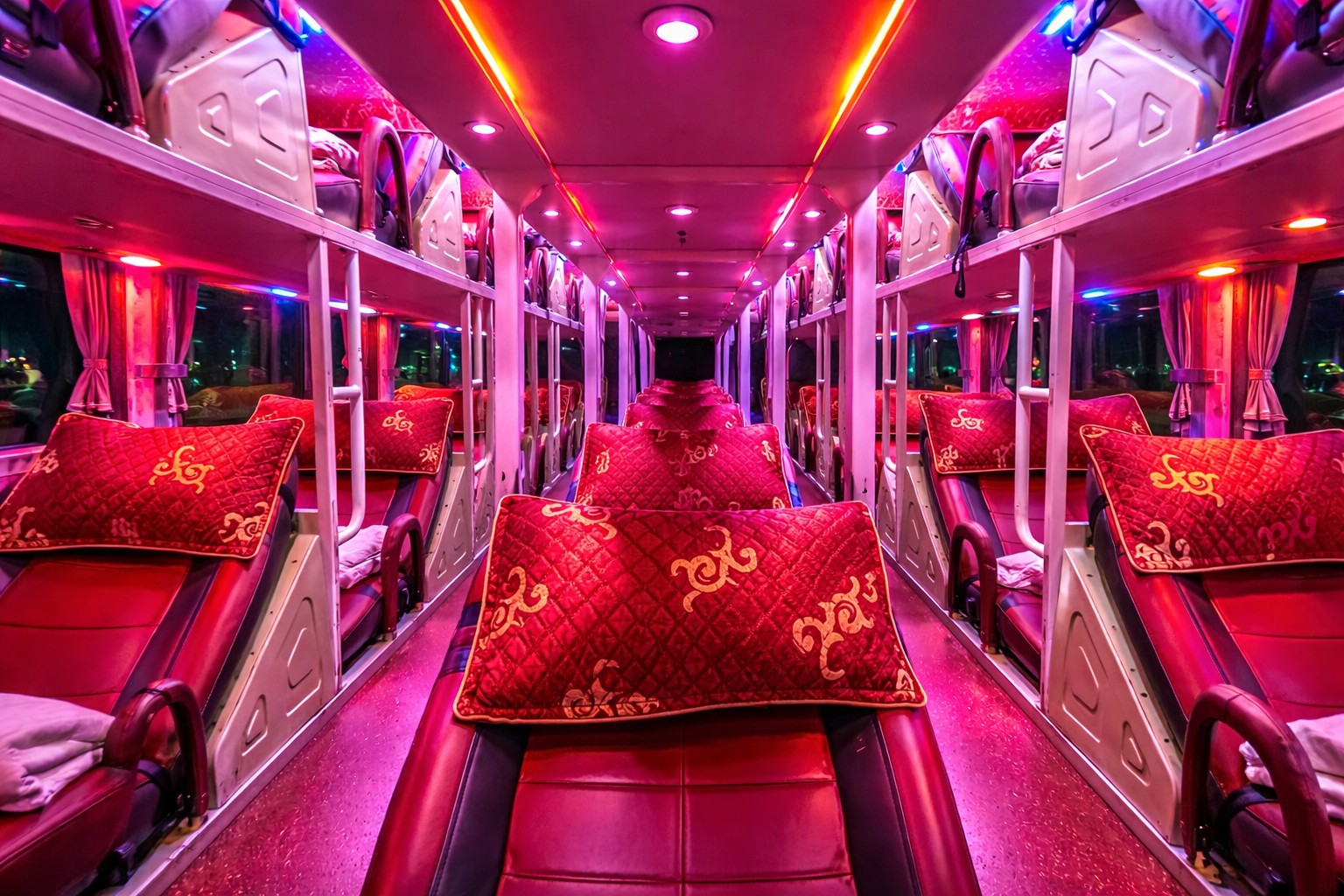 SAIGON STAR TRAVEL