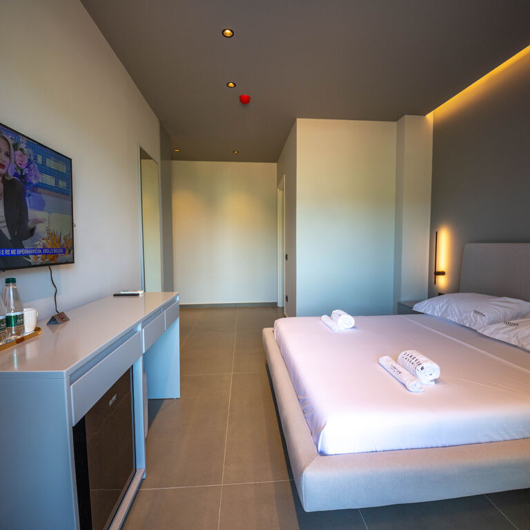 Lakeview Rooms Ksamil
