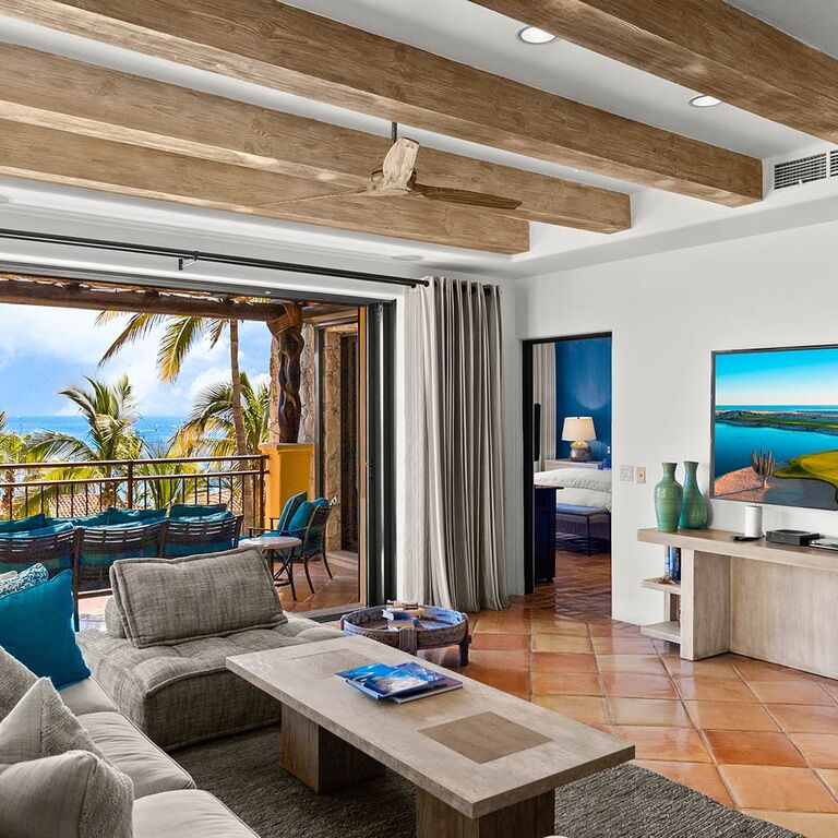 Cabo Platinum