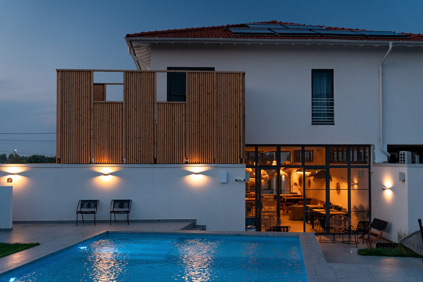 THE PINES VAMA VECHE