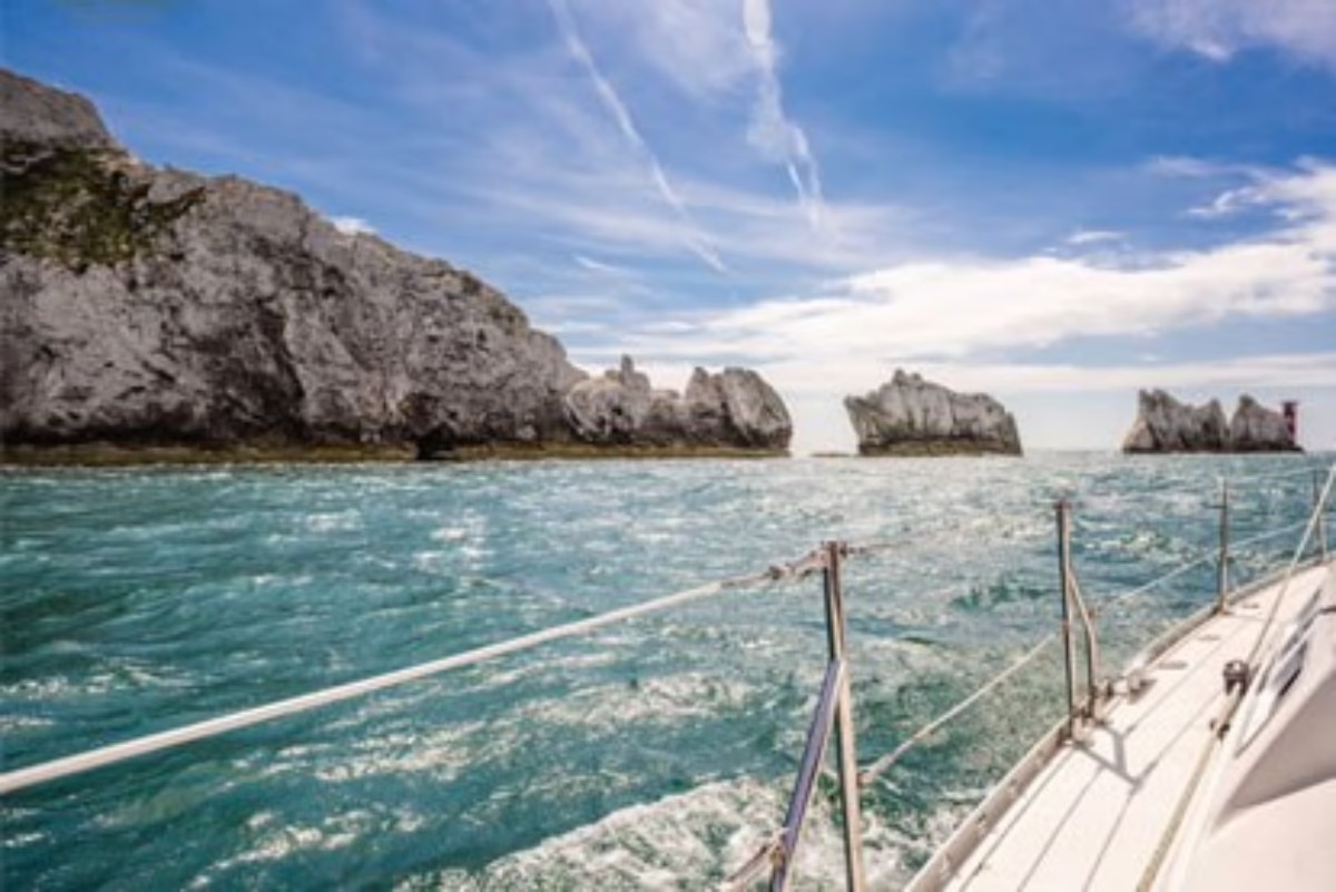 Sailing Spook Yacht Charters