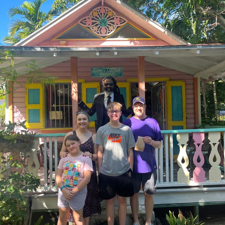 Bahamas Transport & Tours