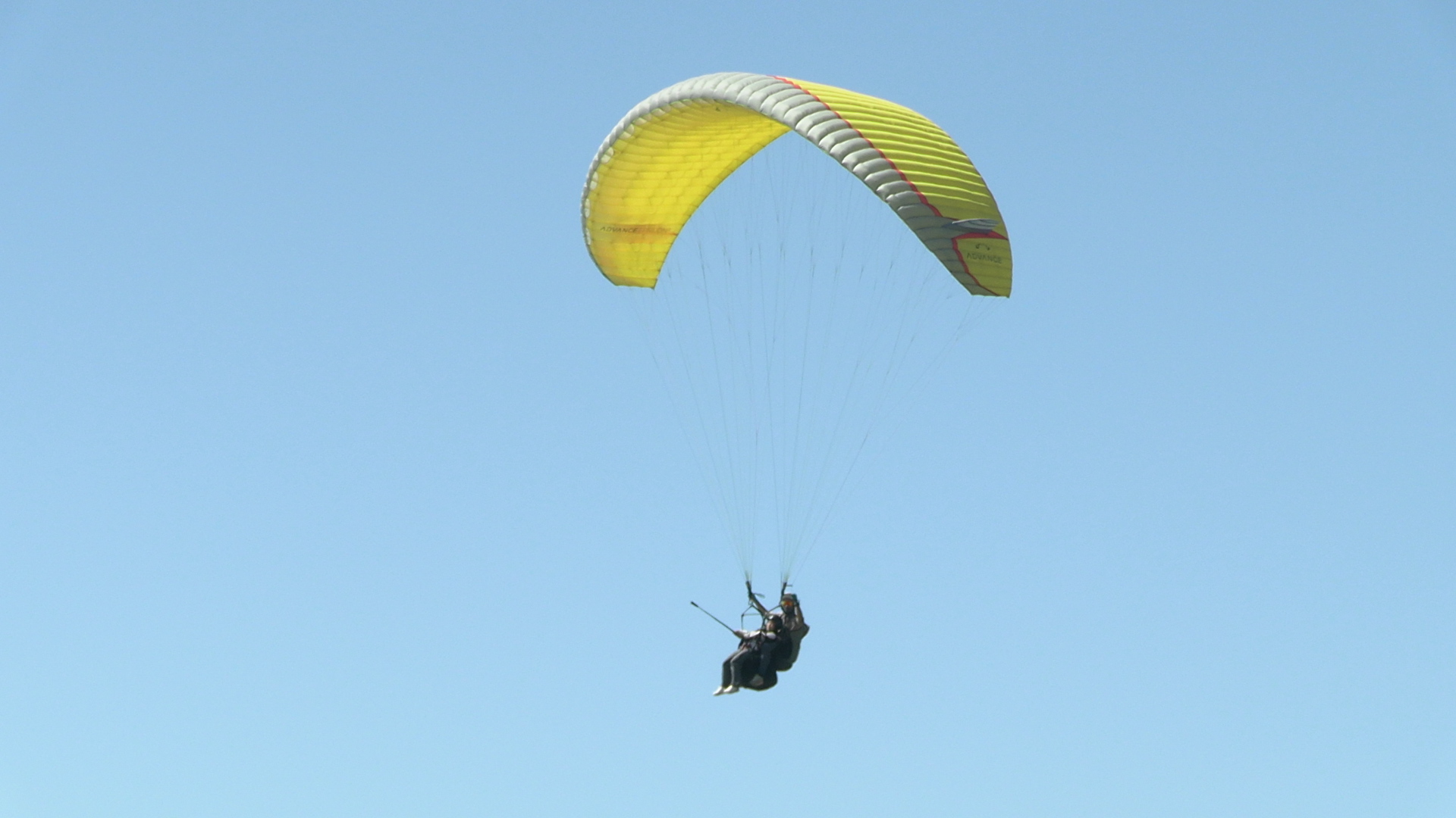 HIGH 5 PARAGLIDING