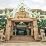 Smiling Hotel