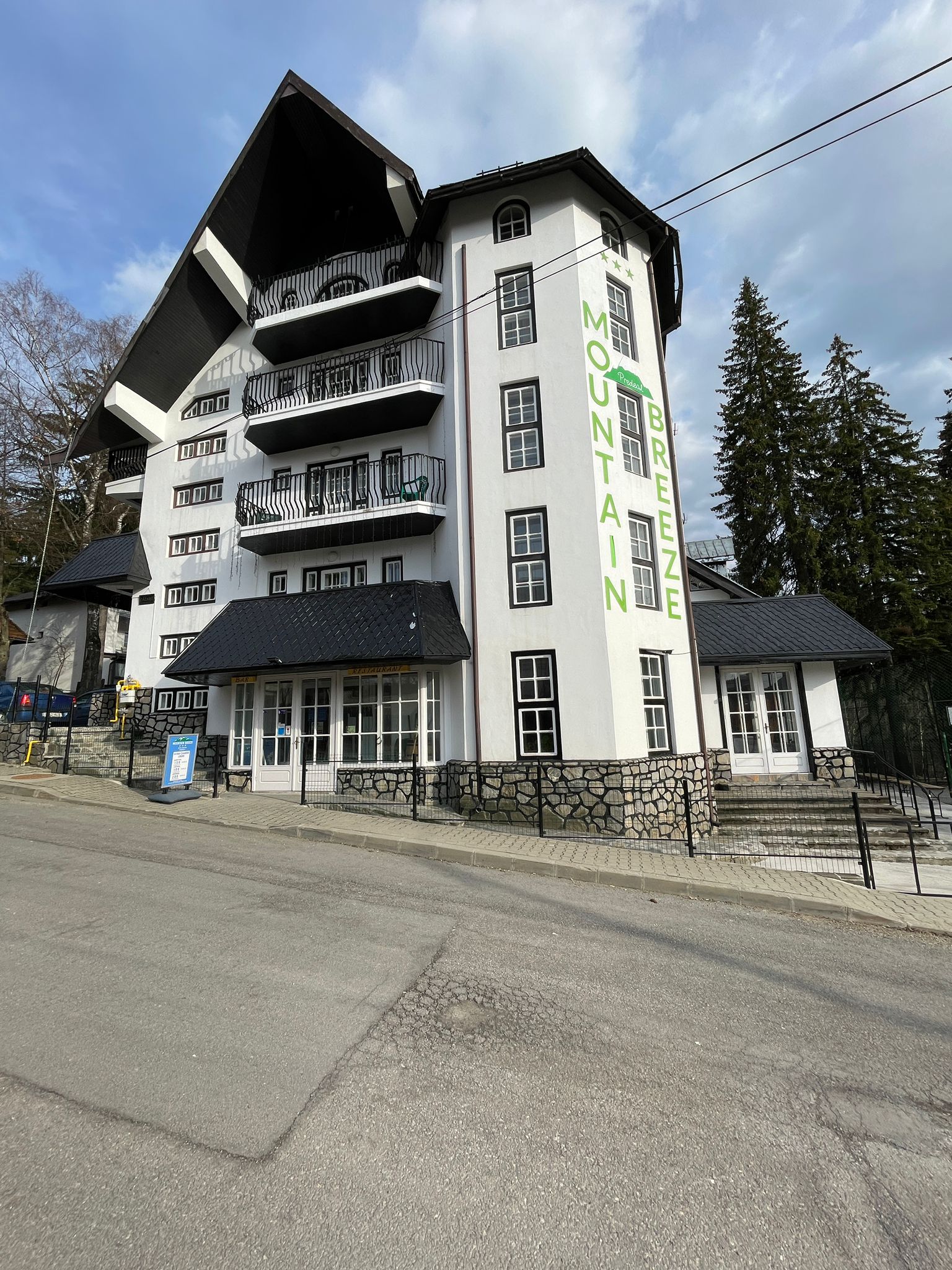 Mountain Breeze Predeal