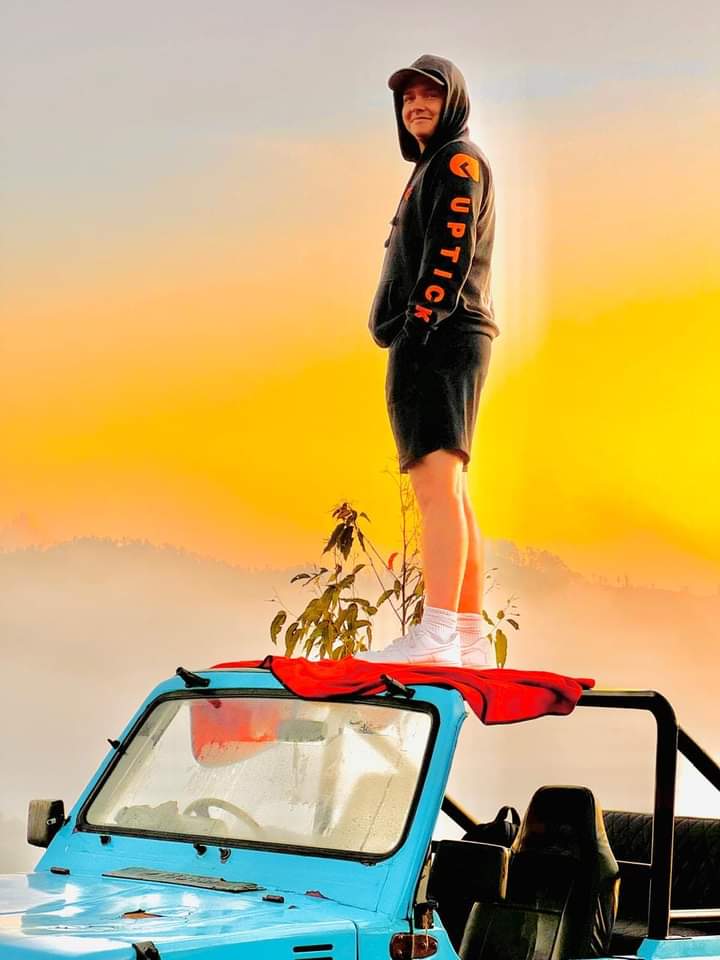 Jeepmountbatur