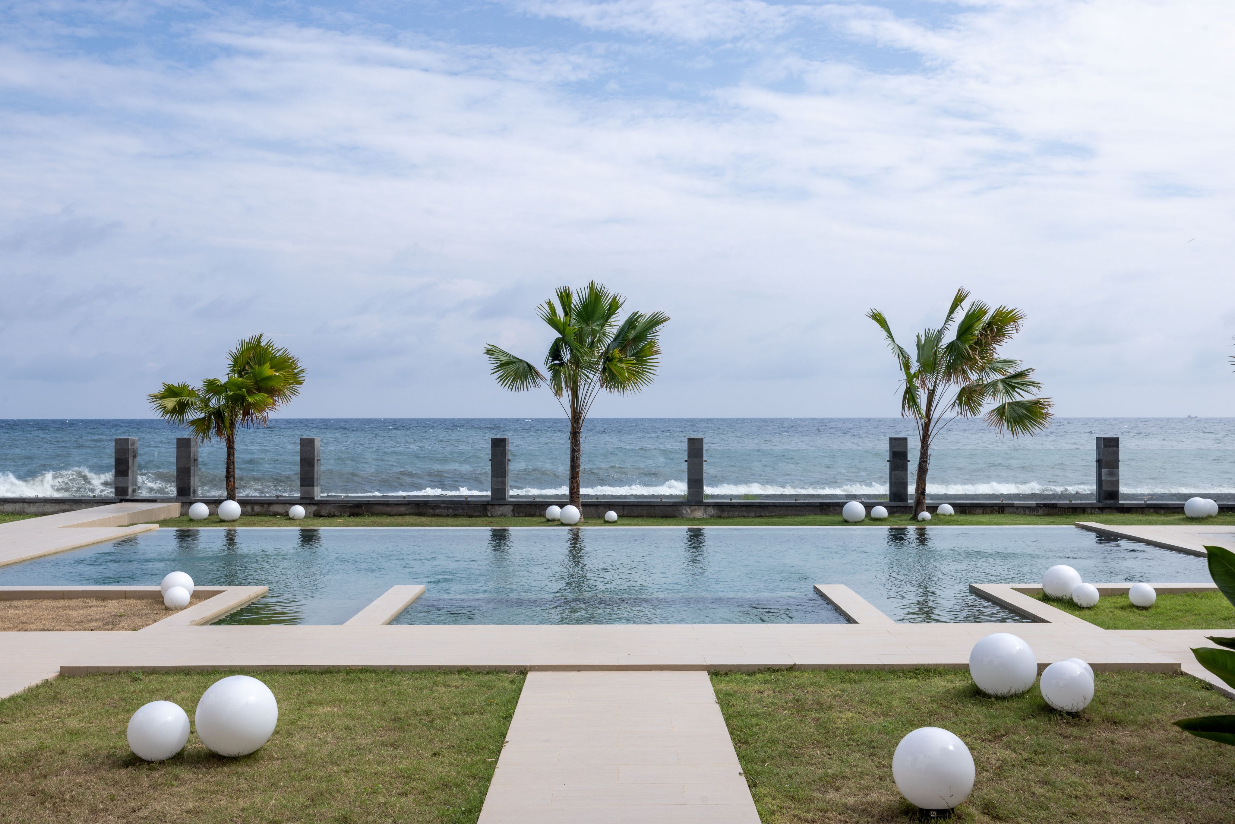 Bohemian Beachfront Apartments