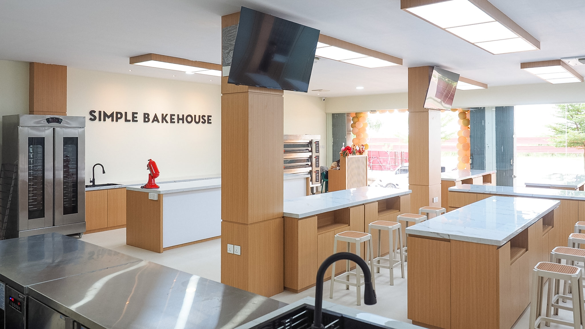Simple Bakehouse