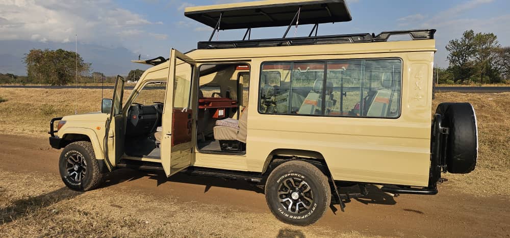 Kilimanjaro Safari Holidays Li